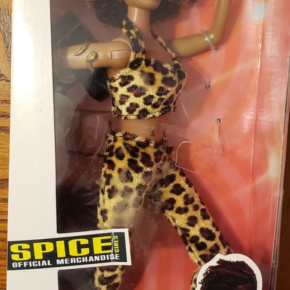 1997 Galoob Spice Girls doll Scary Spice NEW SEALED BOX Mel B. Girl Power tour - Picture 2 of 7